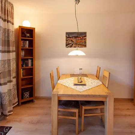 Marit Mit Balkon Daire *